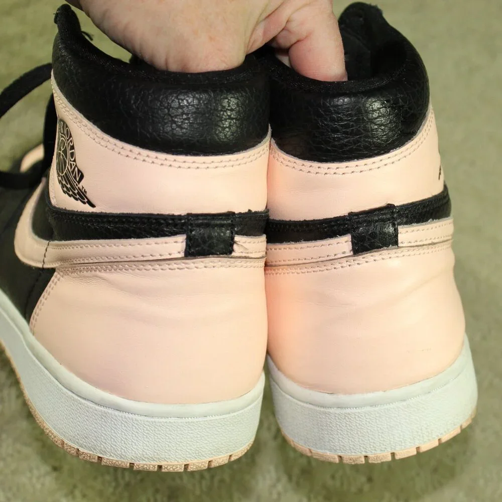 Size 9.5 Men's - Air Jordan 1 Retro OG High Crimson Tint 2019 Unisex Sneakers
